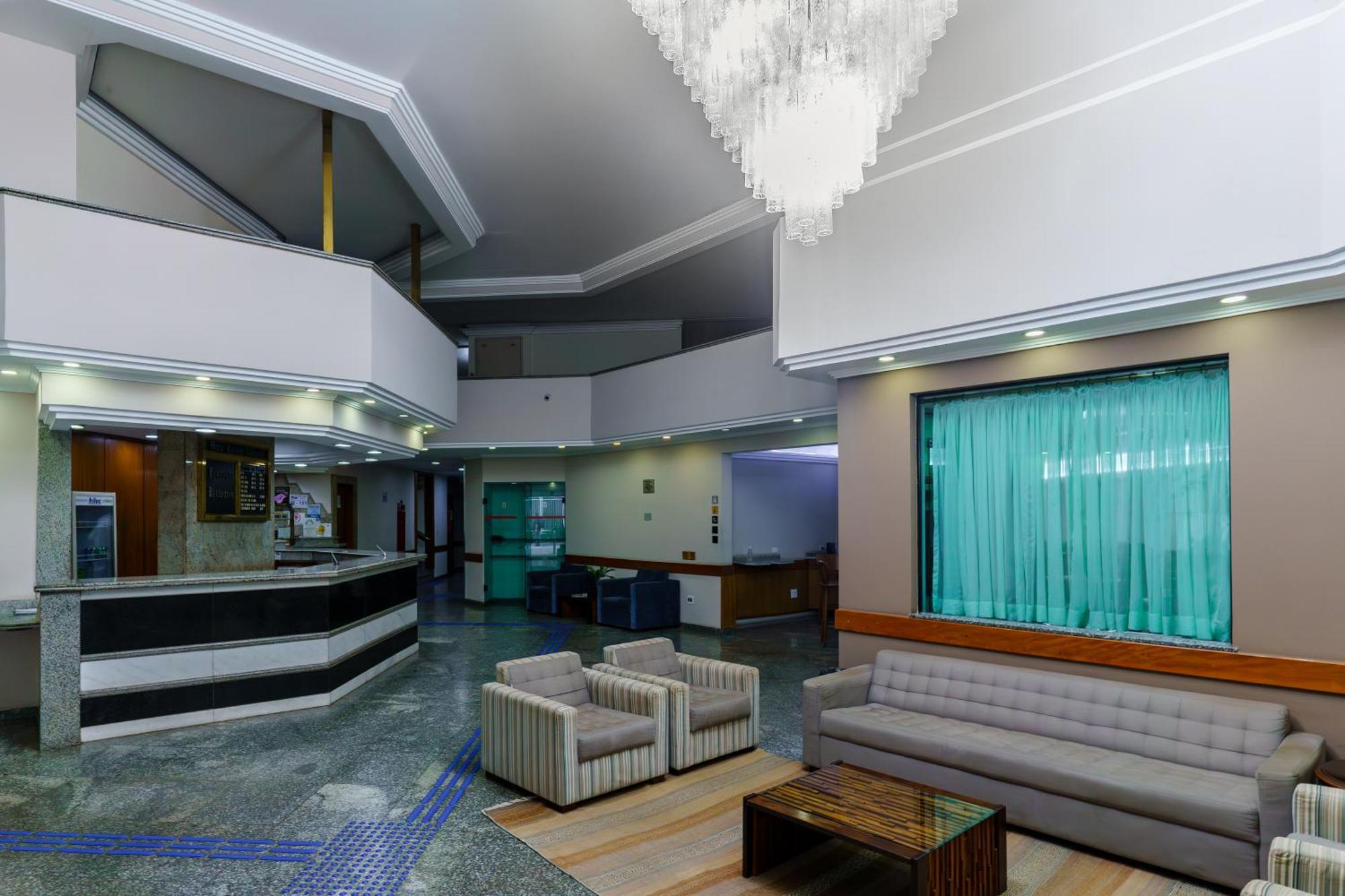Hotel Augusta Boulevard — Photos 1